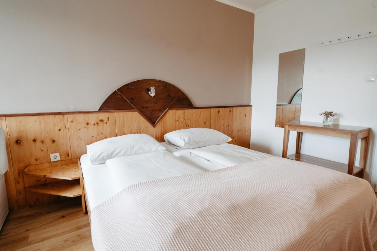 Hotel - Restaurant Soleo 크롬펜돌프 외부 사진