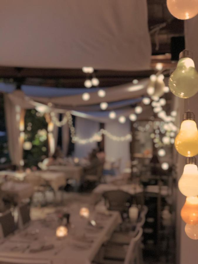 Hotel - Restaurant Soleo 크롬펜돌프 외부 사진